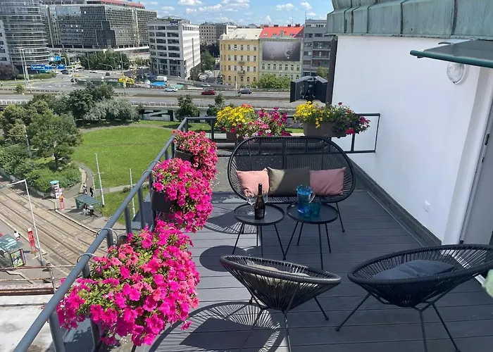 Rooftop Planet 4*