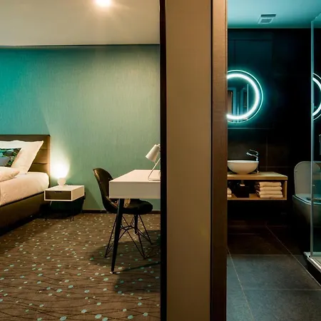 Hotel Rooftop Planet