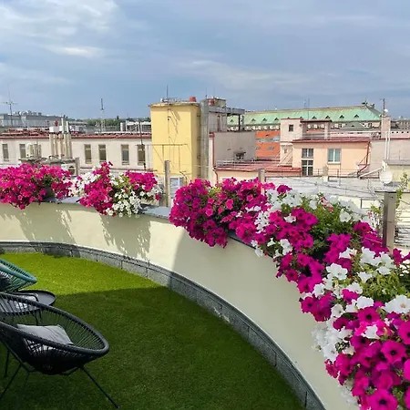 Hotel Rooftop Planet