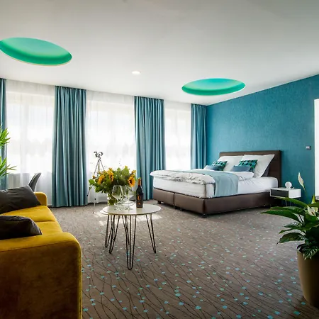 Hotel Rooftop Planet