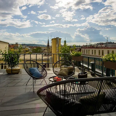 Hotel Rooftop Planet Prague