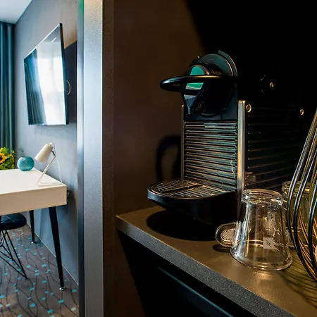 Rooftop Planet Hotel