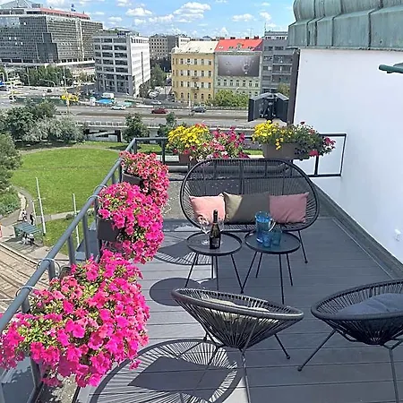 ホテル Rooftop Planet 4*