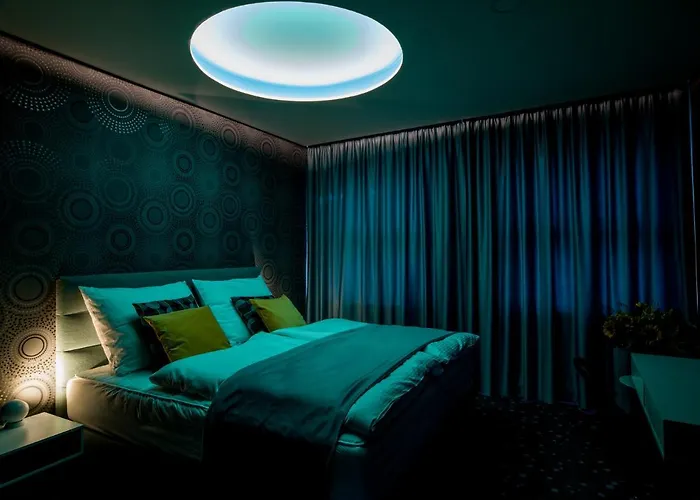 Rooftop Planet Hotel 4*