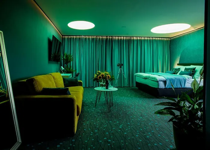 Rooftop Planet Hotel